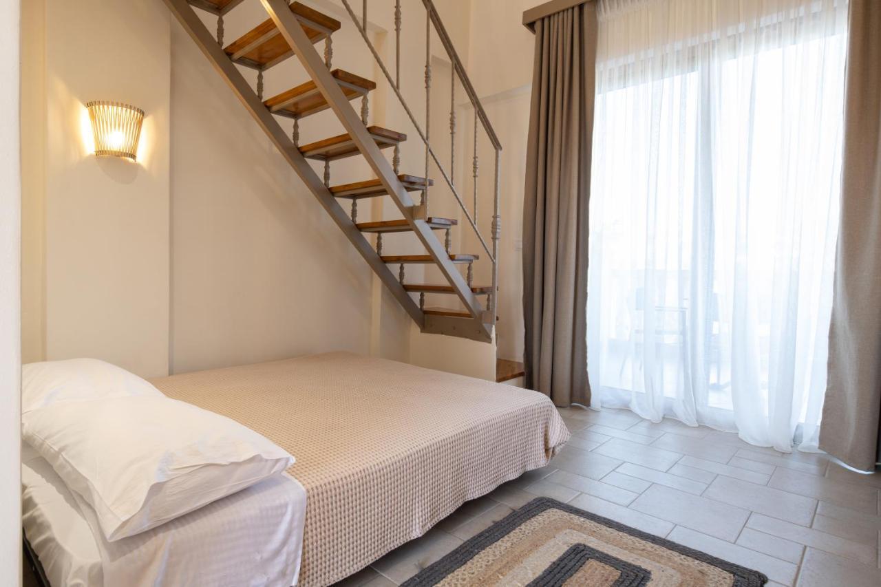 Kseynasa Suites นิกิติ ภายนอก รูปภาพ